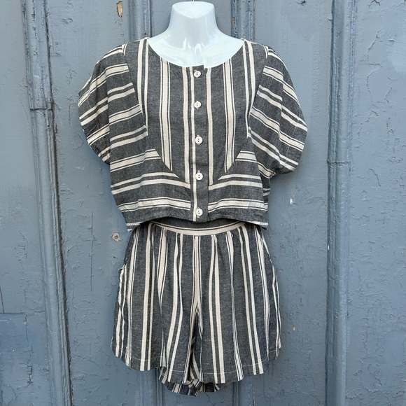 Cokluch striped Linen blend crop top, M, and shorts, L, set - Picture 1 of 13